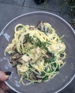 Garlic confit & mushroom Linguini